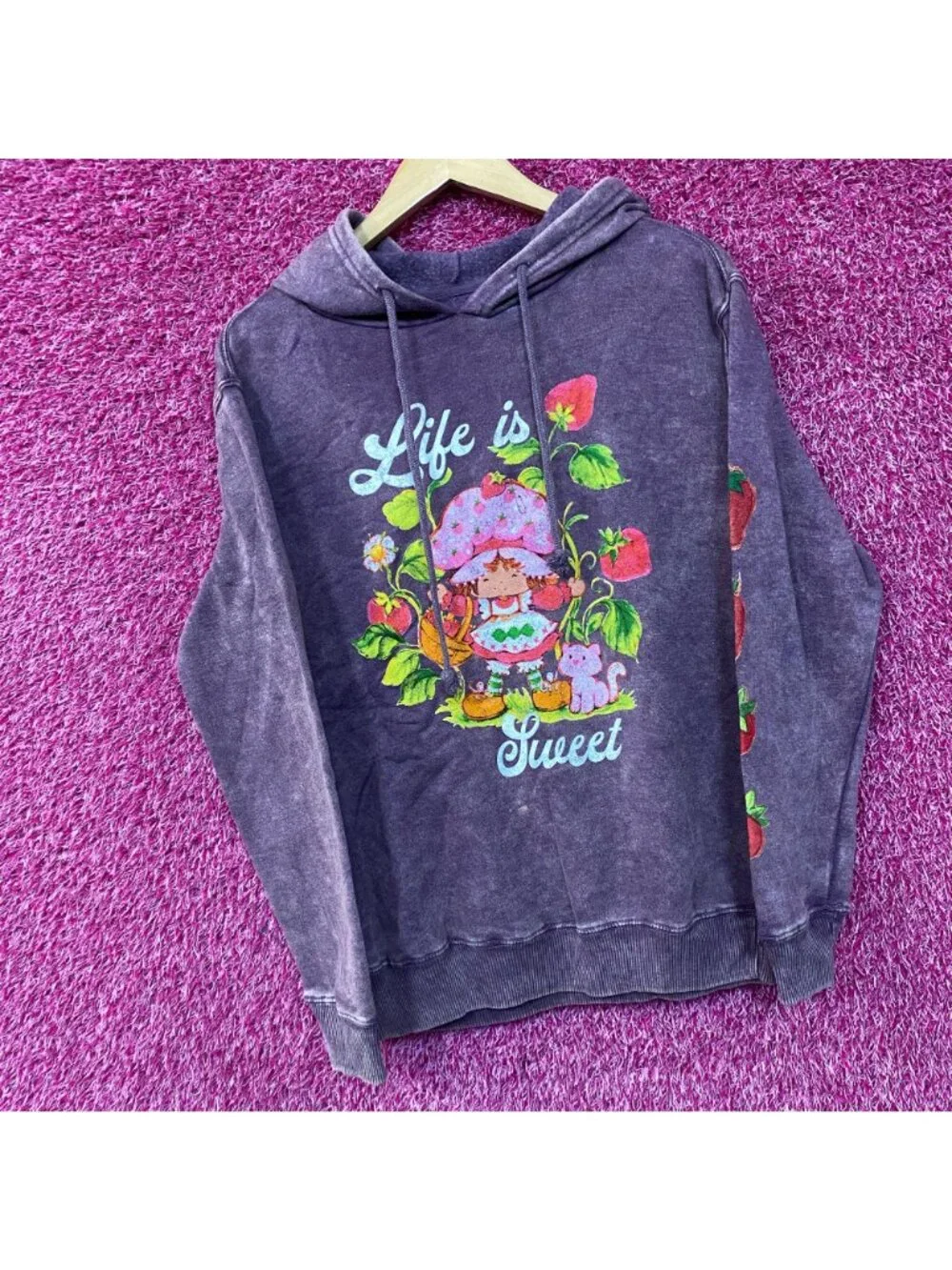 Strawberry Shortcake Life is Sweet Hoodie Medium - Picture 2 of 4